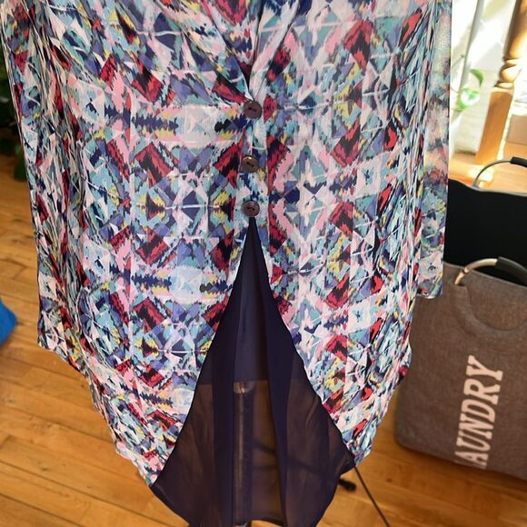 NWOT Chenault Aztec Pattern Sheer Sleeveless Blouse - Picture 9 of 10